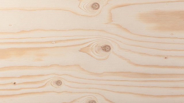 Сосна необрезная 25-50 мм, длина 3000-6000 мм